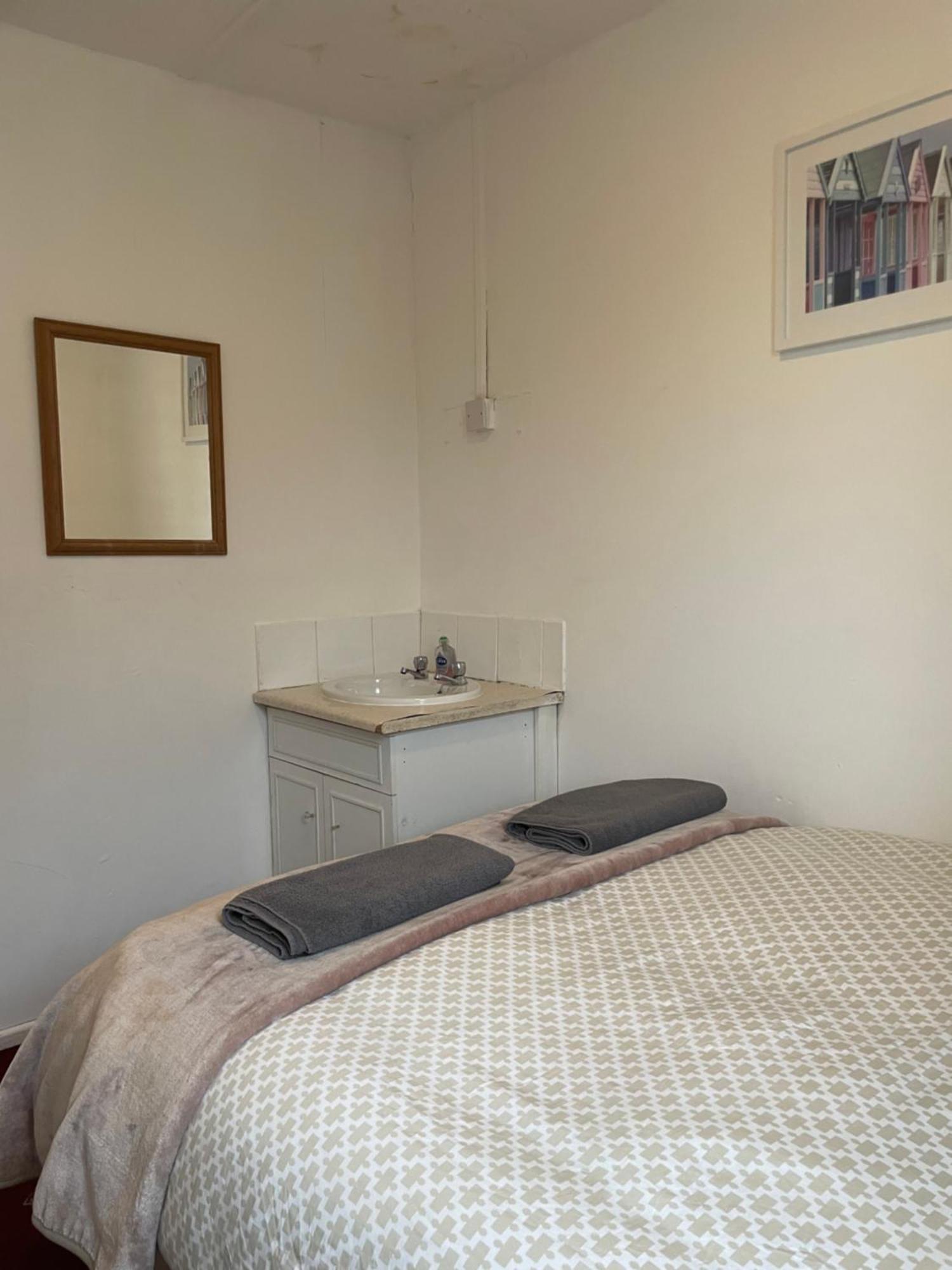 Amitie Guest House Bournemouth Ngoại thất bức ảnh